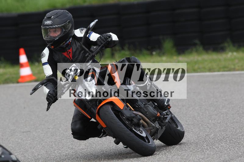 Archiv-2025/10 23.04.2025 Cornu Master School ADR/rot-rouge/39